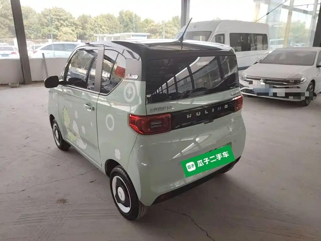 Wuling MINIEV — миниатюра 5