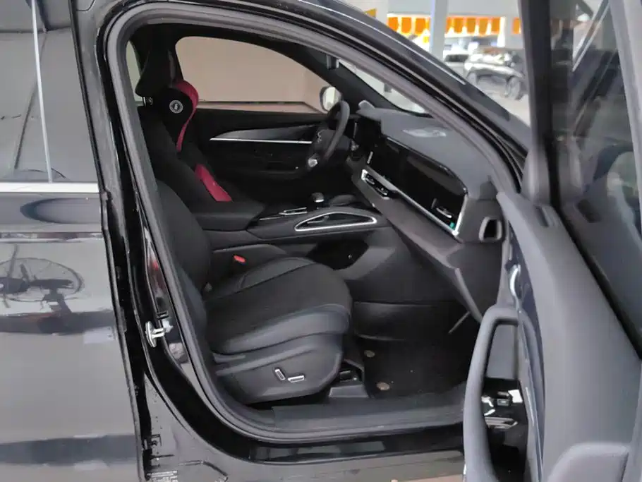 Geely Xingyue L — миниатюра 8