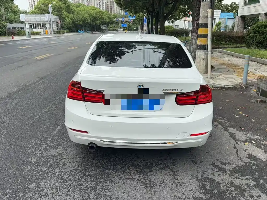 BMW 3 Series — миниатюра 7