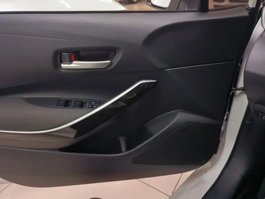 Toyota Corolla — миниатюра 7