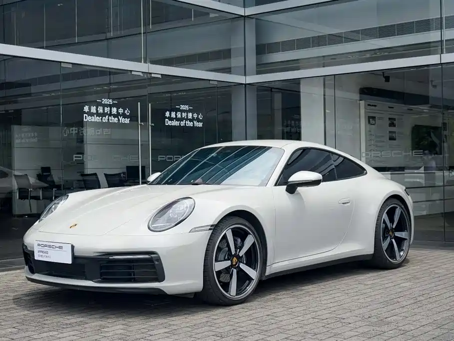 Porsche 911 2020