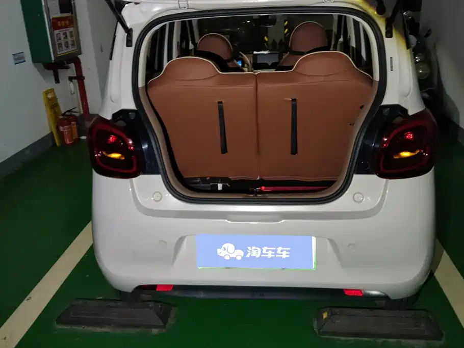 Wuling MINIEV — миниатюра 4