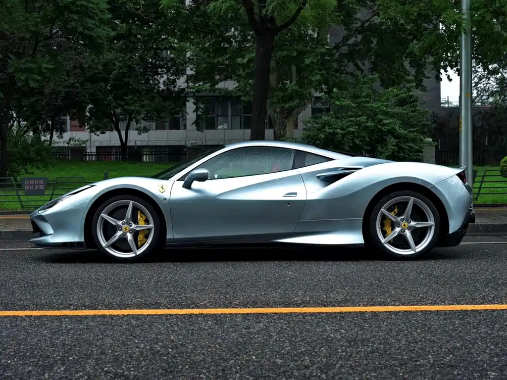 Ferrari F8 Tributo 3.9T V8, фото 7