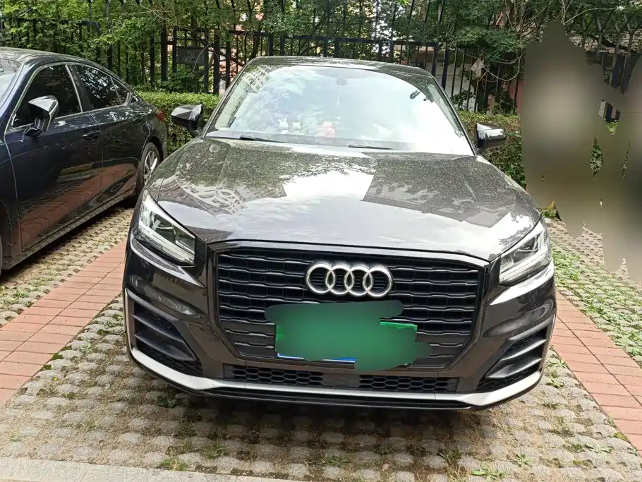 Audi Q2L — миниатюра 2