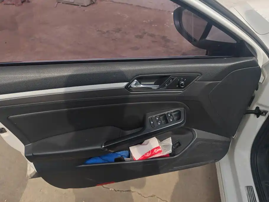 Volkswagen Lamando — миниатюра 7