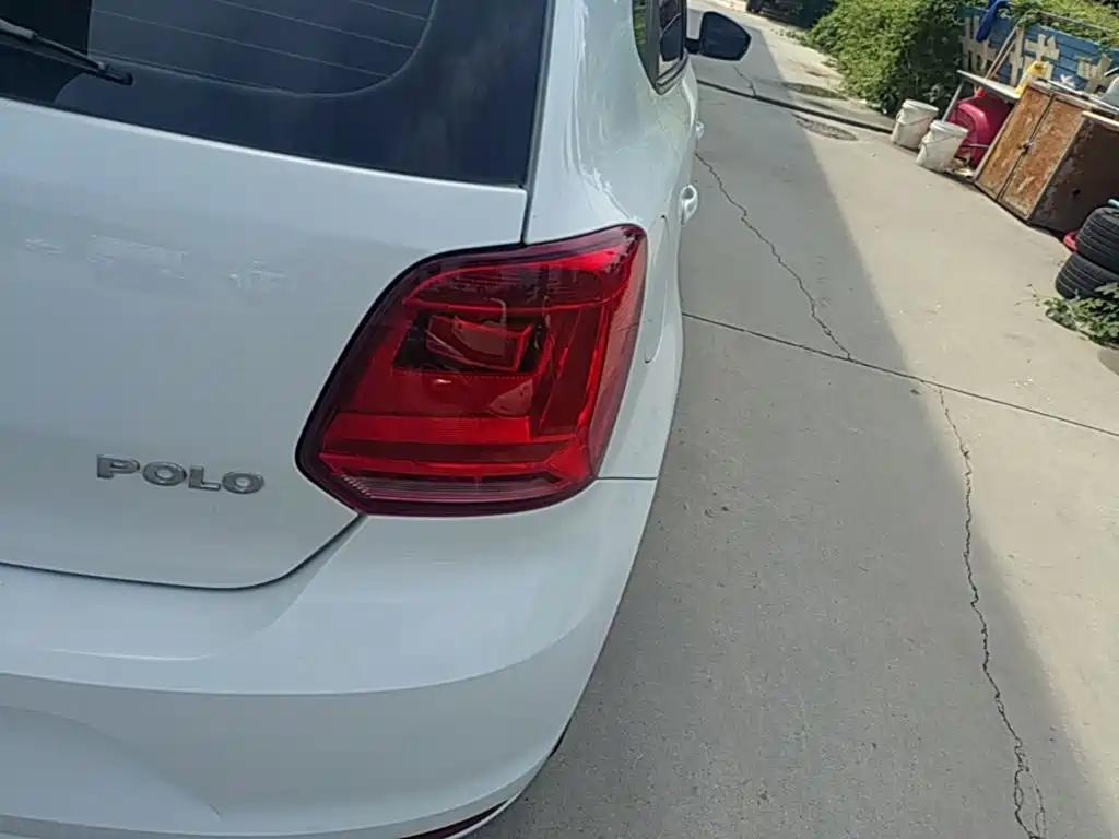 Volkswagen Polo — миниатюра 8