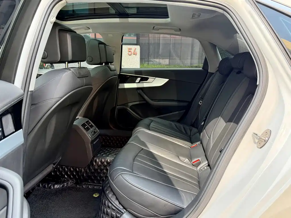 Audi A4L — миниатюра 17