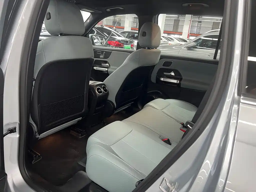 Mercedes-Benz EQB — миниатюра 6