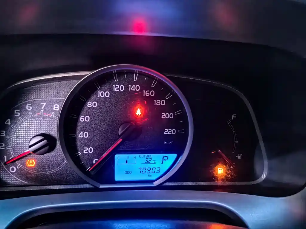 Toyota RAV4 — миниатюра 11