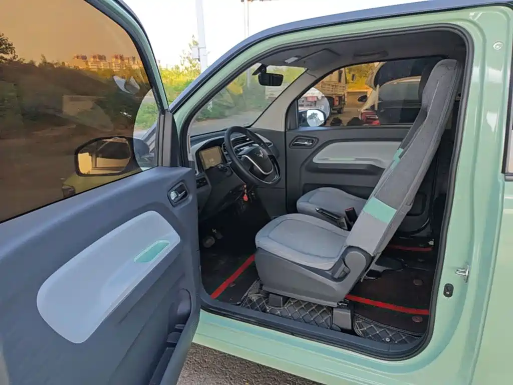 Wuling MINIEV — миниатюра 16