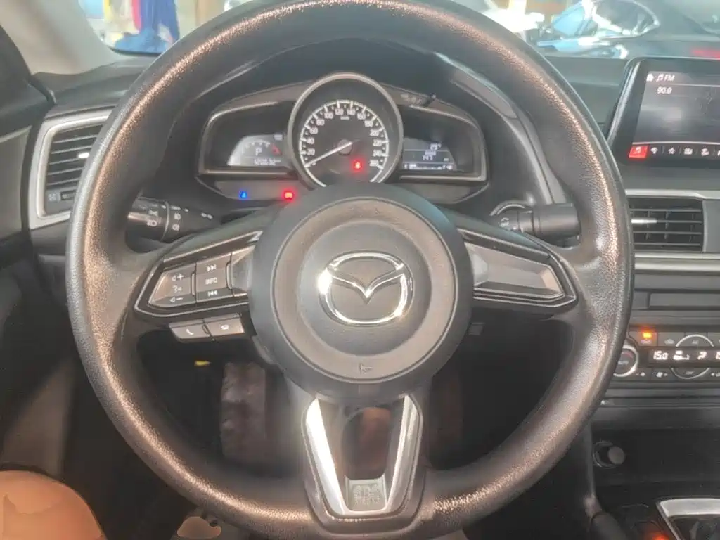 Mazda 3 Axela — миниатюра 11