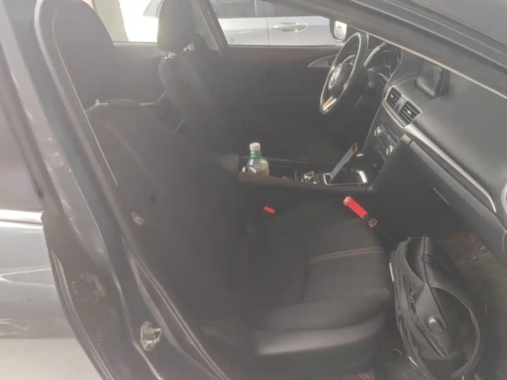 Mazda 3 Axela — миниатюра 25