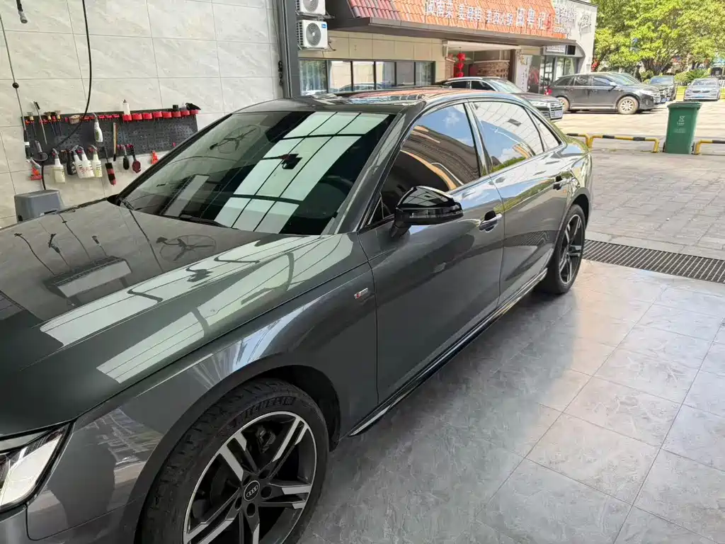 Audi A4L — миниатюра 2