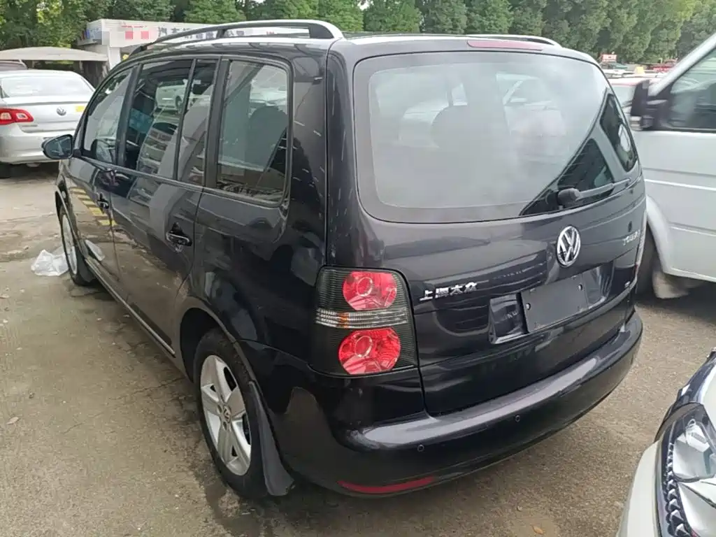 Volkswagen Touran — миниатюра 5