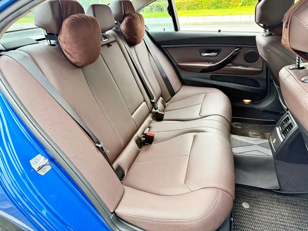 BMW 3 Series — миниатюра 9