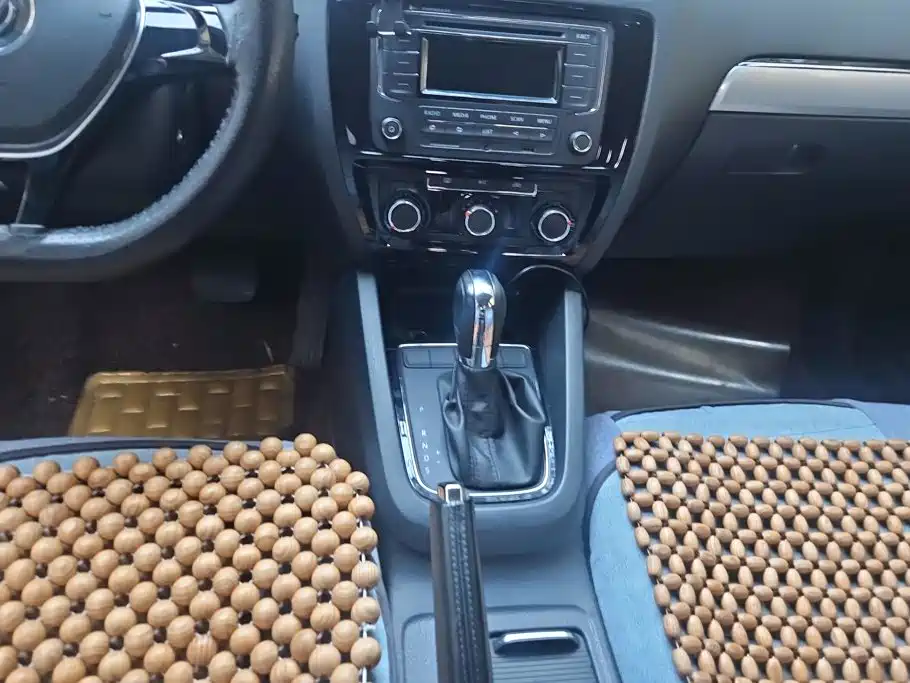 Volkswagen Sagitar — миниатюра 16