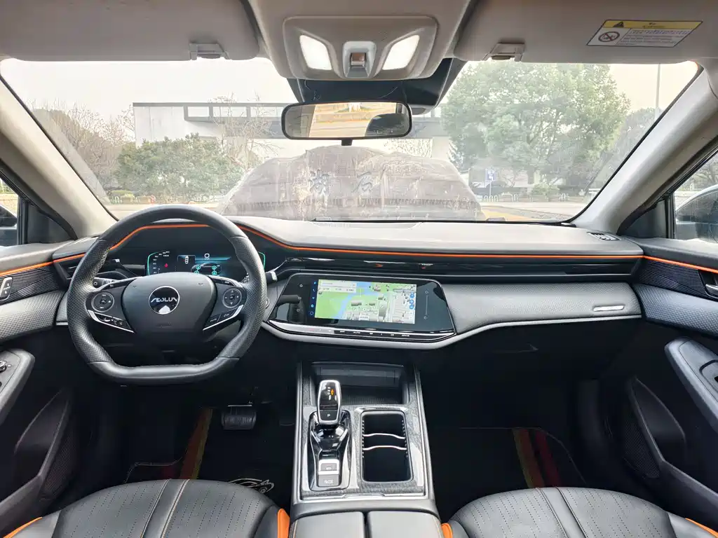 DONGFENG YI HYUN MAX