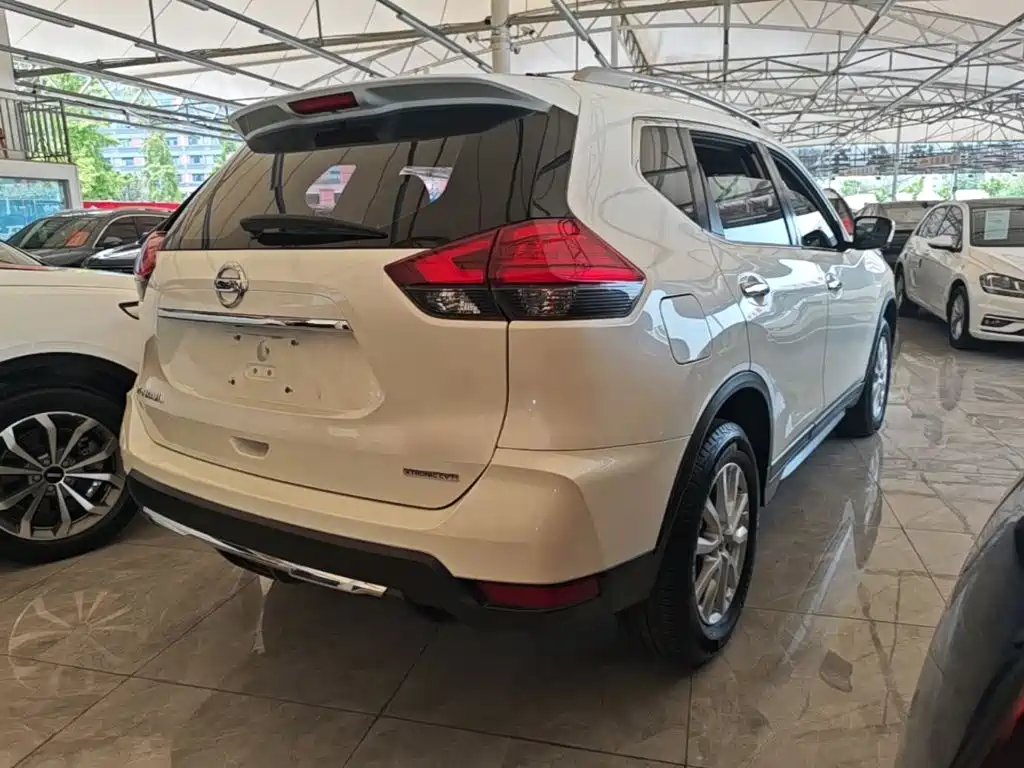 Nissan X-Trail — миниатюра 7