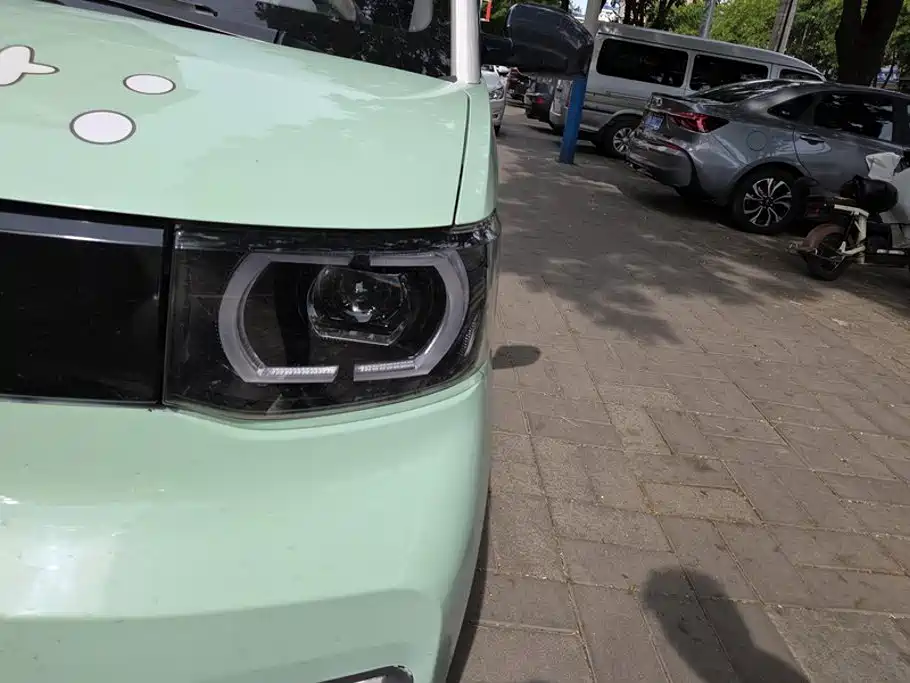 Wuling MINIEV — миниатюра 5