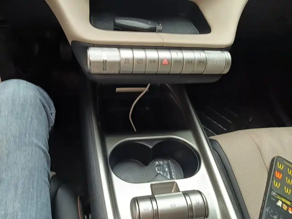 BYD Dolphin — миниатюра 14
