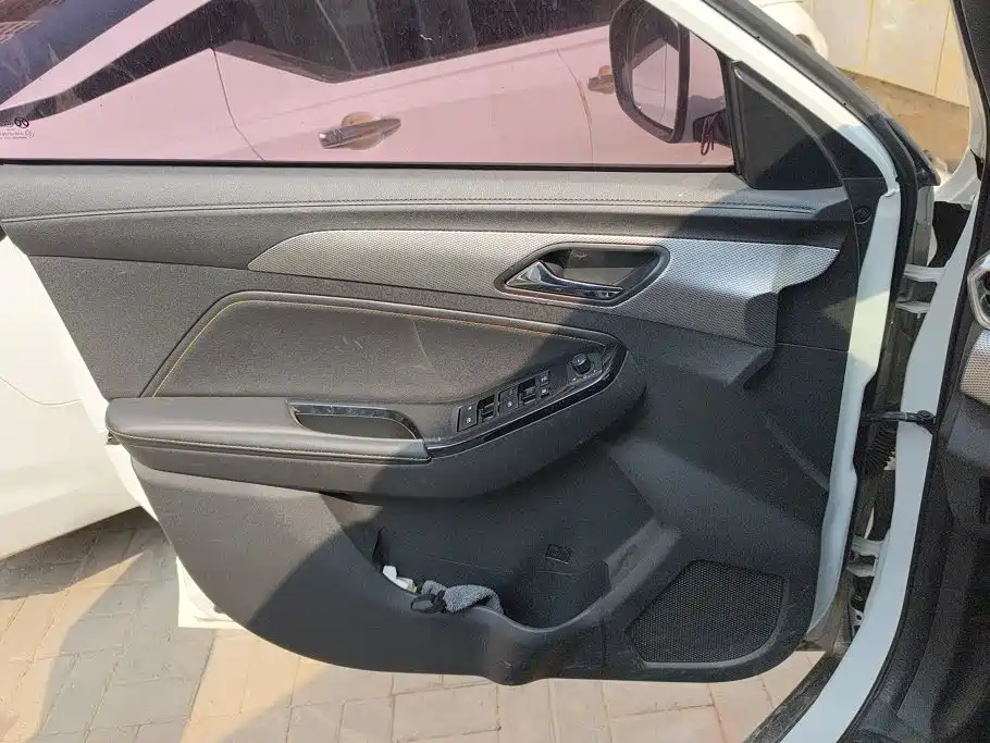 BAIC X3 — миниатюра 7