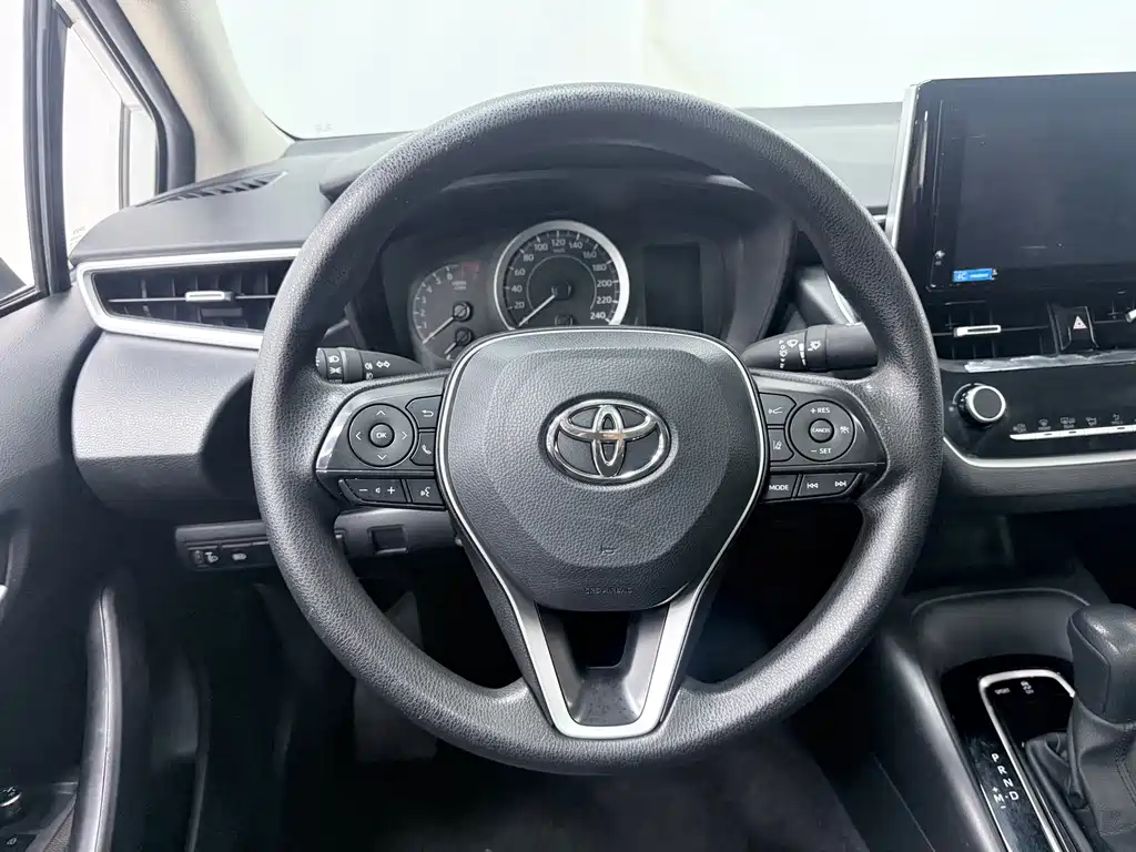 Toyota Corolla — миниатюра 12