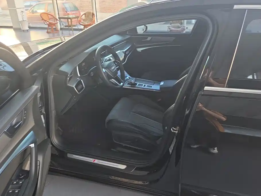 Audi A6L — миниатюра 9