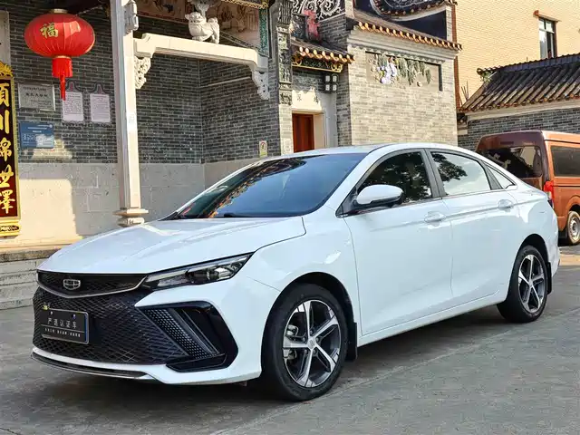 GEELY AUTOMOBILE EMGRAND L 2022