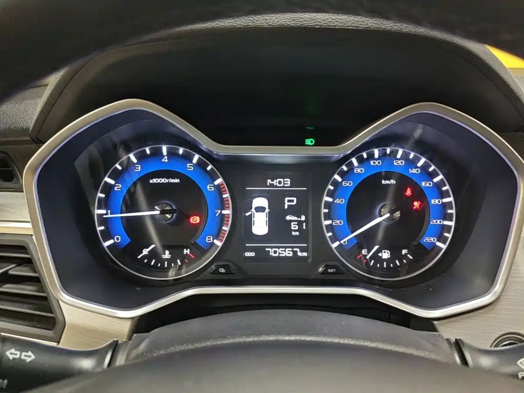 Geely Vision X3 — миниатюра 12