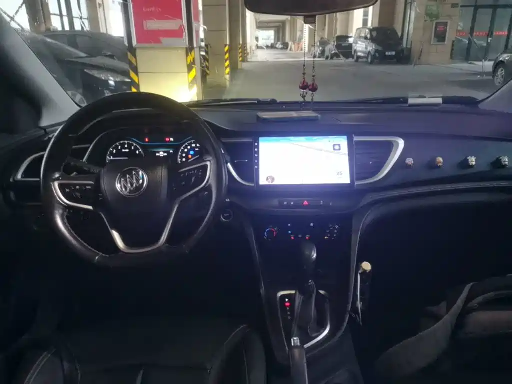 Buick Excelle — миниатюра 10
