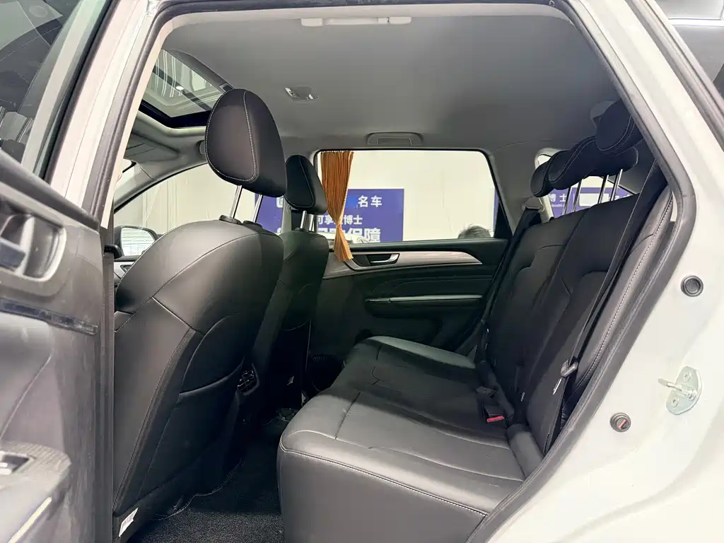 Haval M6 — миниатюра 9