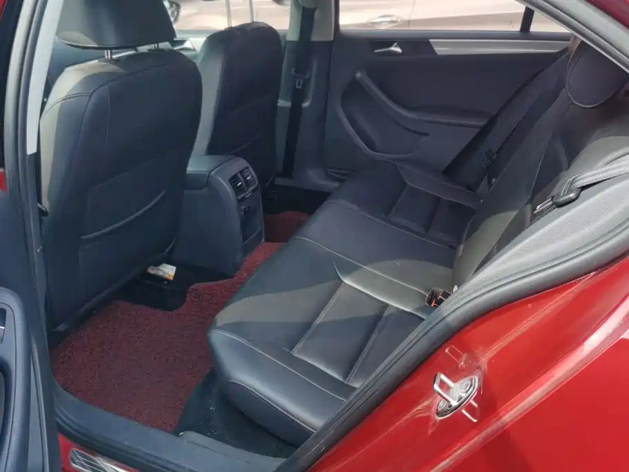 Volkswagen Sagitar — миниатюра 11