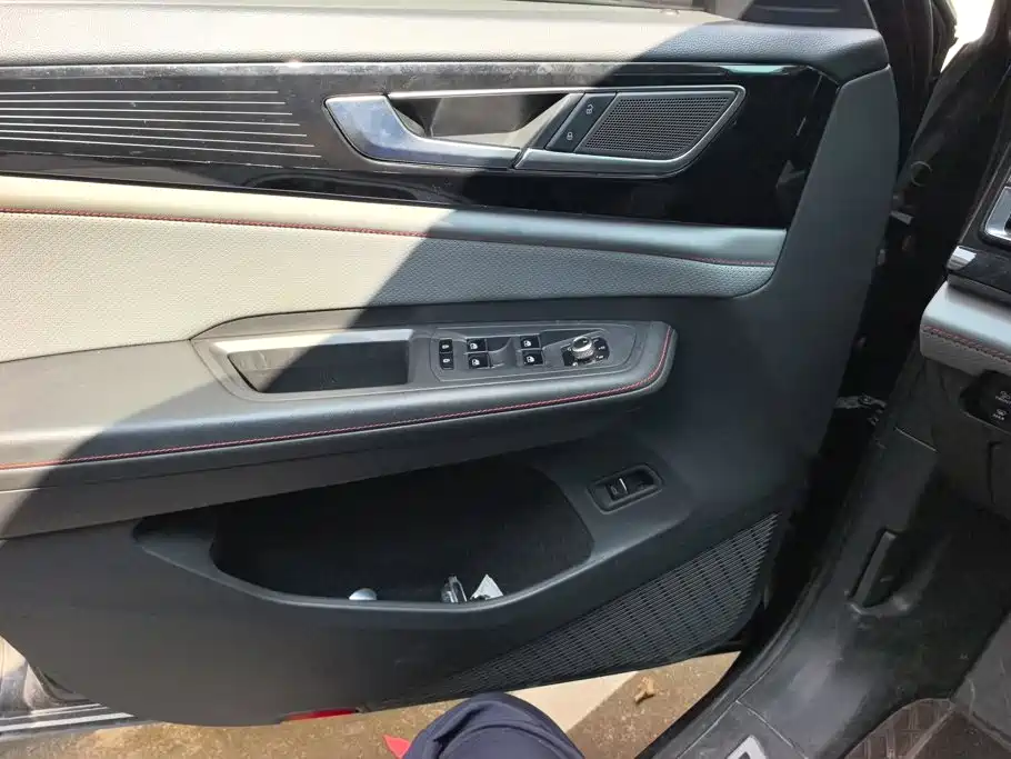 Volkswagen Teramont — миниатюра 7