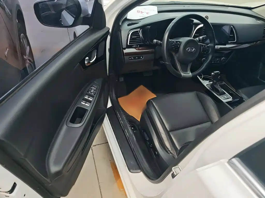 Kia K4 — миниатюра 15