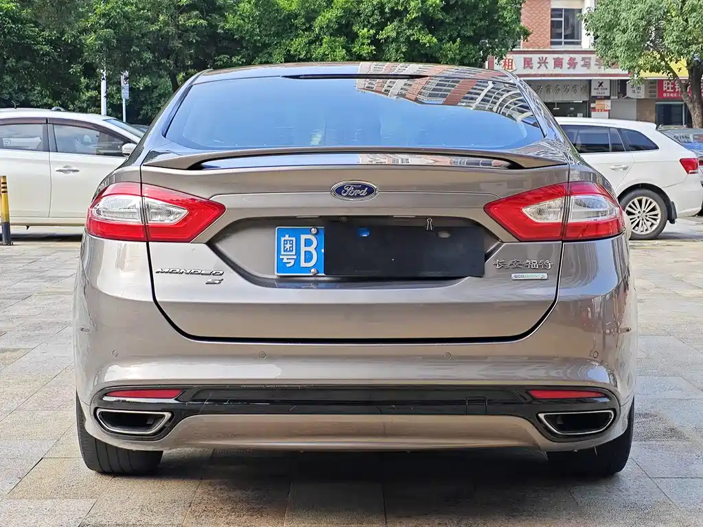 Ford Mondeo — миниатюра 5