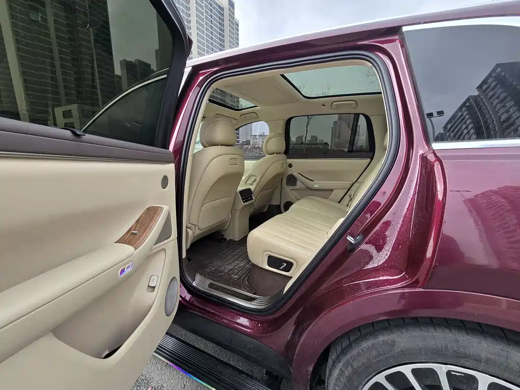 AITO ASK THE WORLD M7