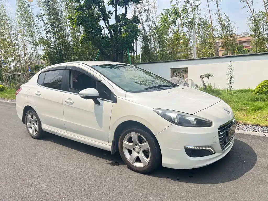 Peugeot 308 — миниатюра 3
