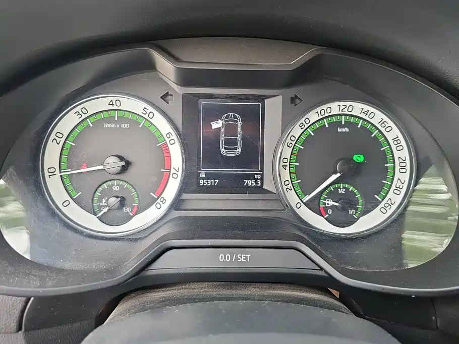 Skoda Octavia — миниатюра 14