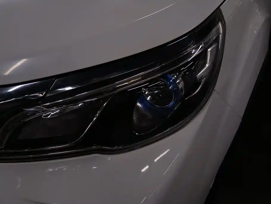 Geely Vision X3 — миниатюра 5