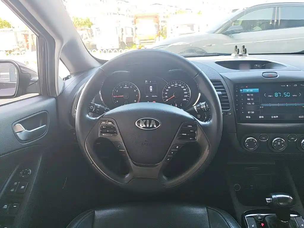 Kia K3 — миниатюра 11