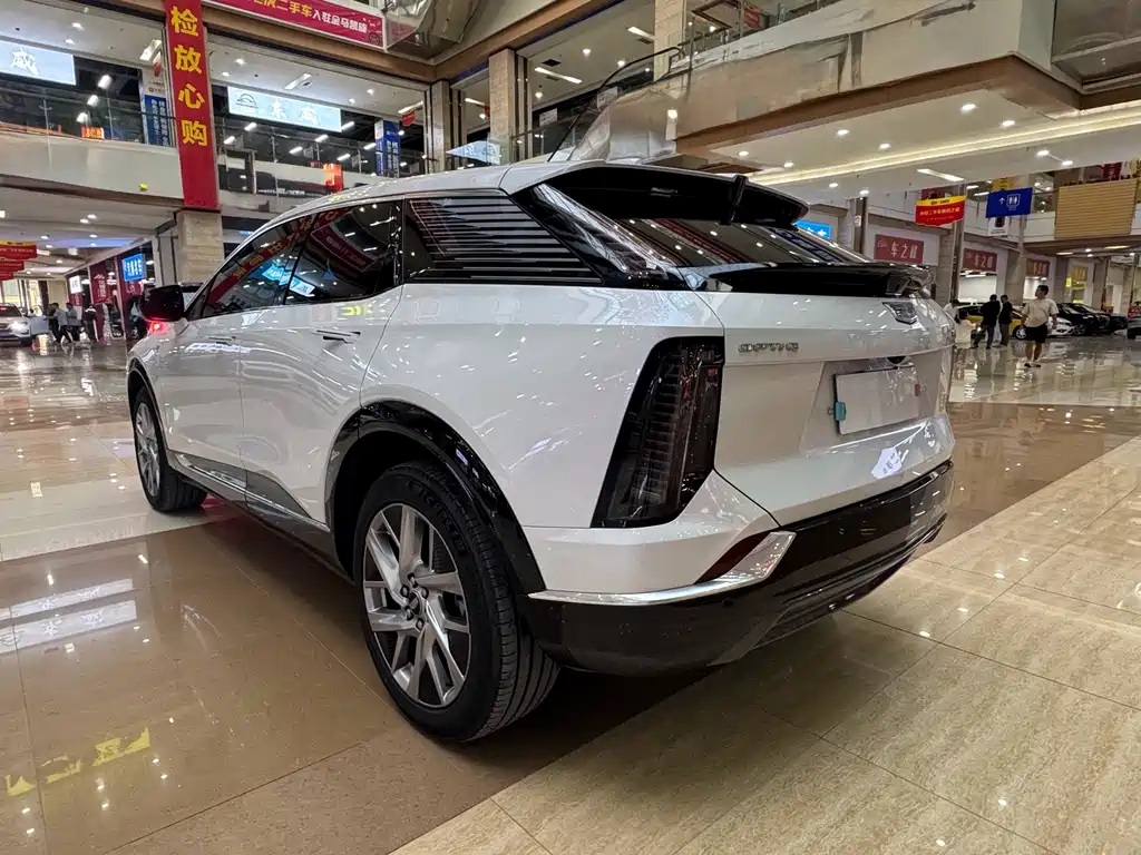 Cadillac IQ — миниатюра 5