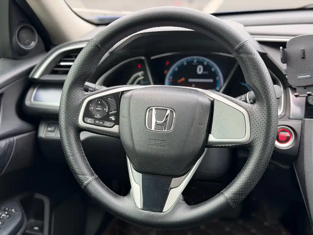 Honda Civic — миниатюра 13
