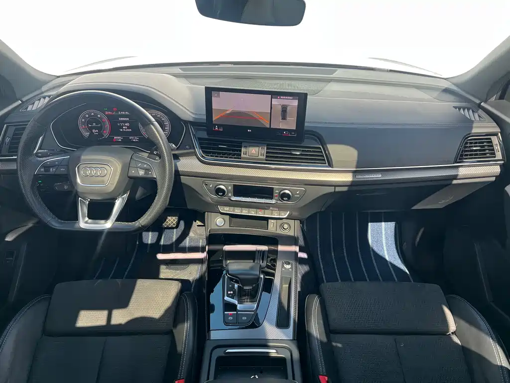 Audi Q5L Sportback — миниатюра 6