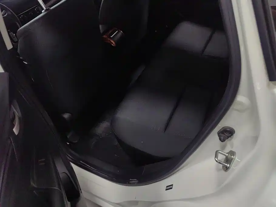 Honda Fit — миниатюра 11