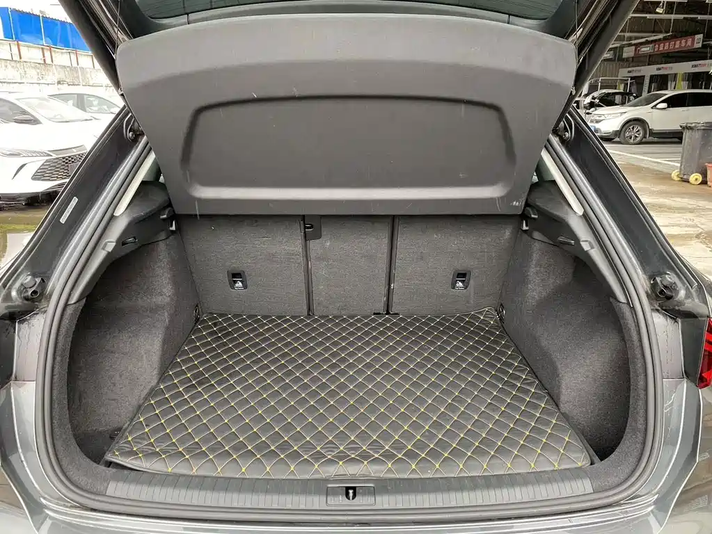 Audi Q3 — миниатюра 20