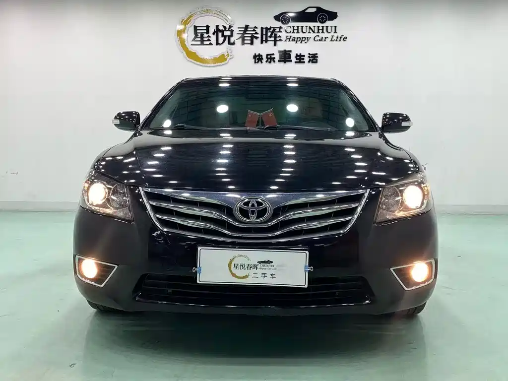 Toyota Camry — миниатюра 2