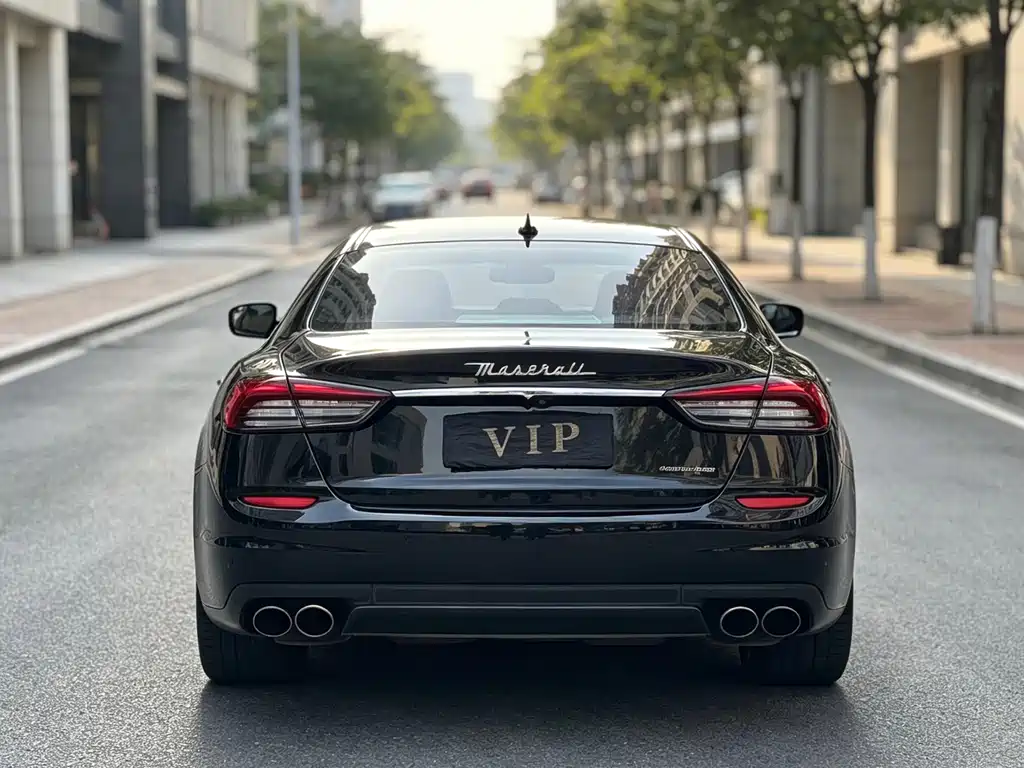 Maserati Quattroporte — миниатюра 8