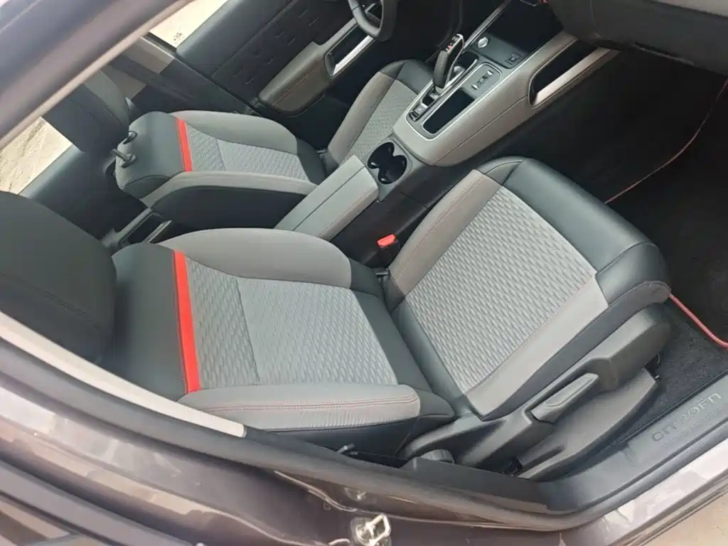 Citroen C5 AIRCROSS New Energy — миниатюра 25