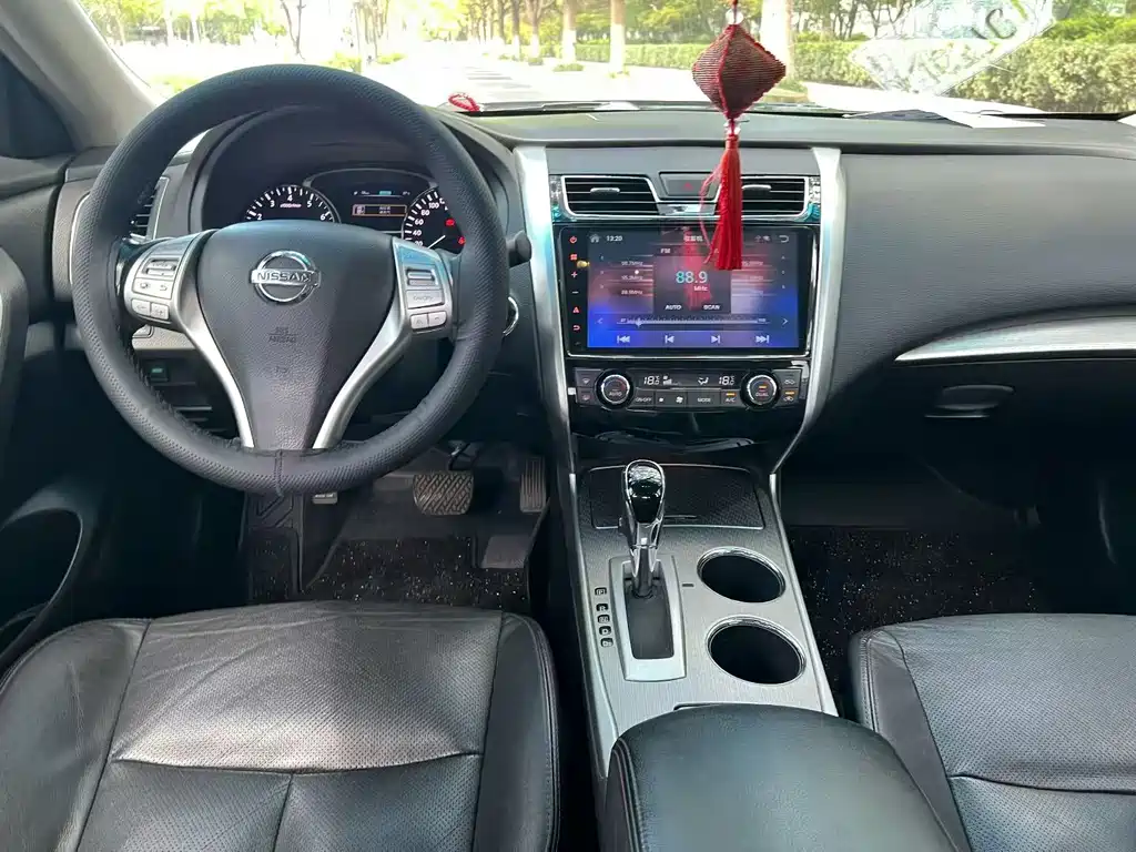Nissan Teana — миниатюра 8