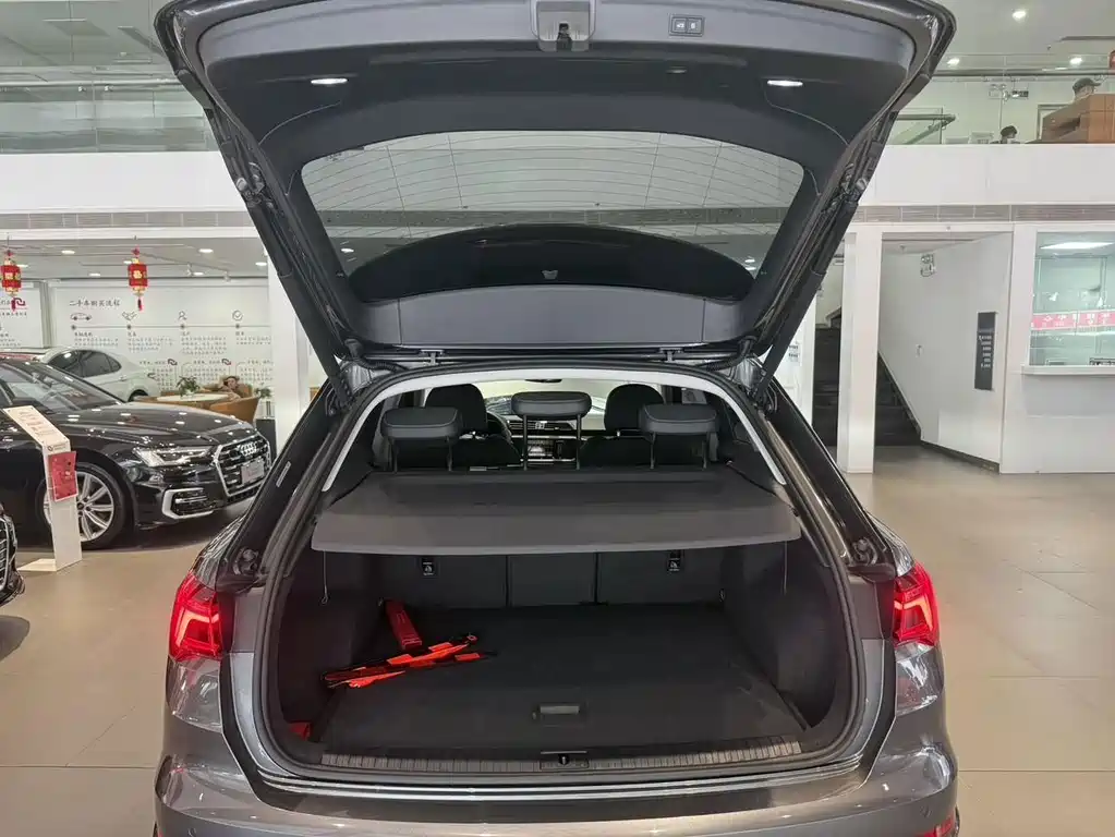 Audi Q3 — миниатюра 20
